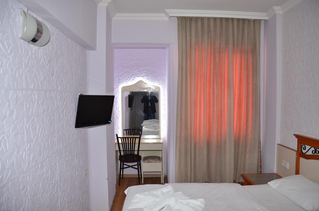 Ozturk Hotel Antalya Room photo