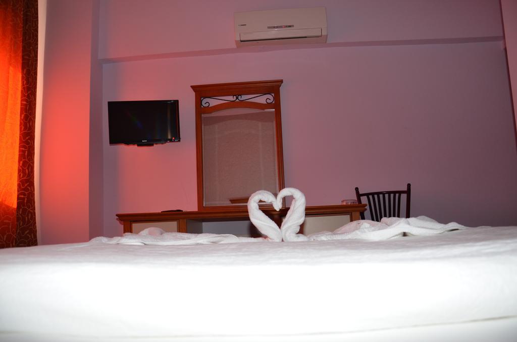 Ozturk Hotel Antalya Room photo