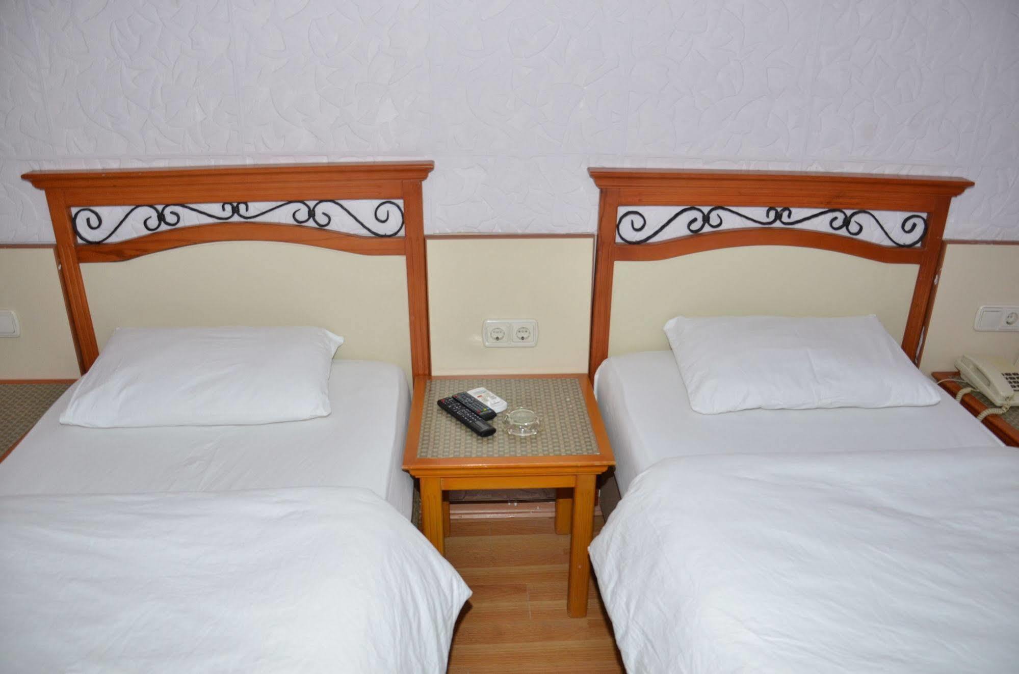 Ozturk Hotel Antalya Exterior photo